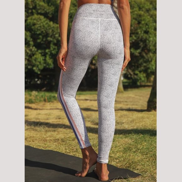 All Fenix Kyla Leopard High Impact Leggings XS - Picture 7 of 16
